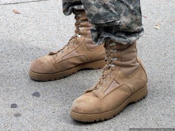 Військове взуття у різних країнах світу.